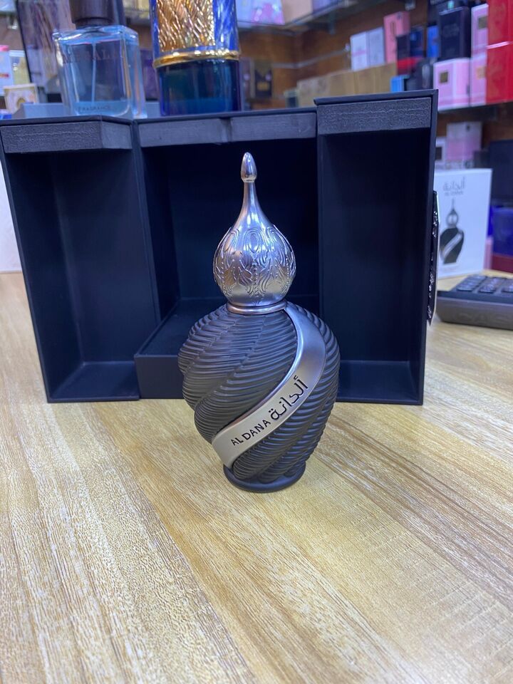 Niche Emarati Al Dana Lattafa - 100 ml eau de parfum