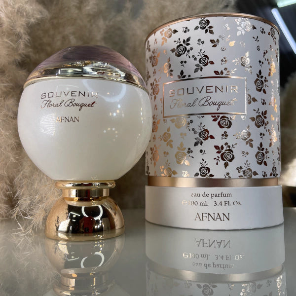 Souvenir Floral Bouquet de Afnan inspiração Delina de Marly