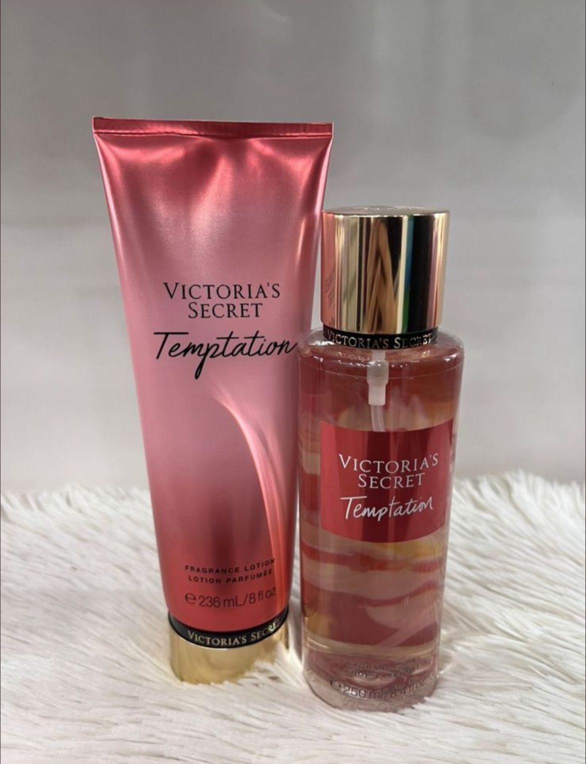 Kit VICTORIA'S SECRET Creme + BODY SPLASH Vários modelos